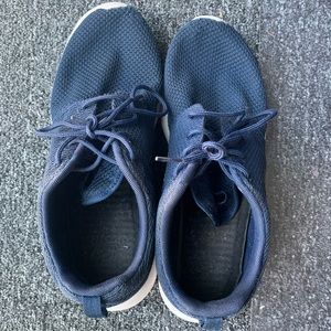 Mens Blue and Black Nike Roshe Running Sneakers